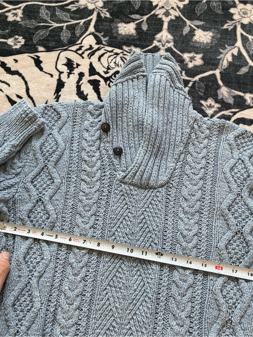 010 - DOUBLE RL RALPH LAUREN CABLE HAND KNIT COWL SHAWL SWEATER - Picture 6 of 7